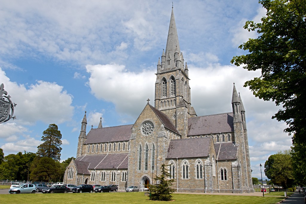 dingle killarney eire ierland Ierse graafschap ring of kerry de dolfijn Fungie Mount Brandon whiskey irish pub ale bisdom